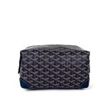 Convenient storage makeup bag