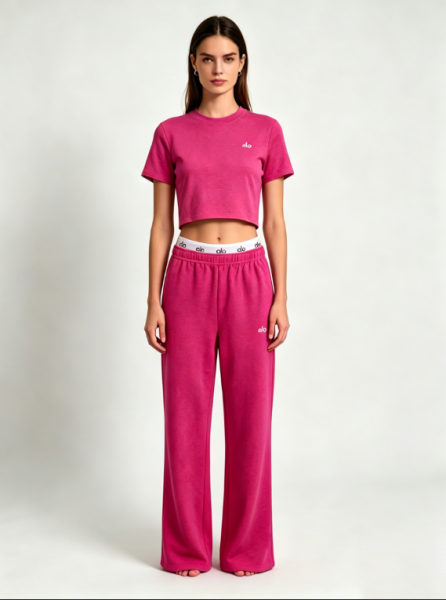 Short sleeved T-shirt top and pants set