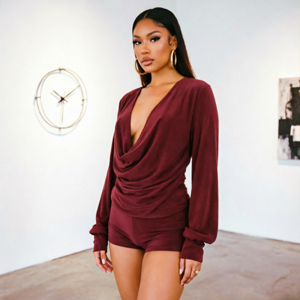 Deep V-neck long sleeved top with pleats, paired with three part shorts set J26ST411