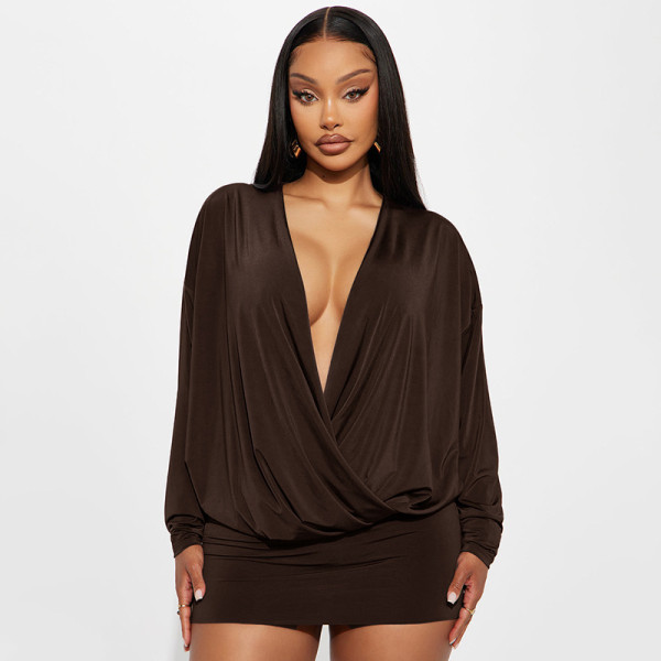 Deep V-long sleeved waist and hip cinching dress DFQ250911