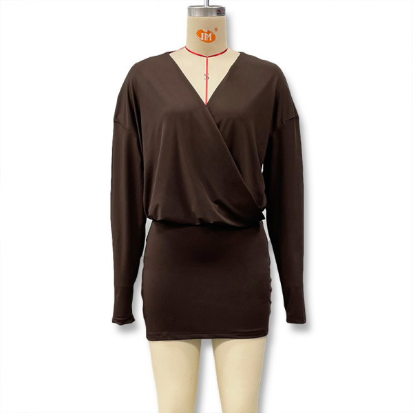 Deep V-long sleeved waist and hip cinching dress DFQ250911