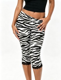 Low waisted seven quarter leggings with printed lace and elastic mid length pants A1075030778975