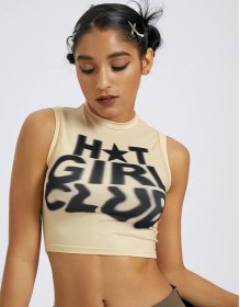 Letter printed sleeveless crop top with exposed navel A800618264018