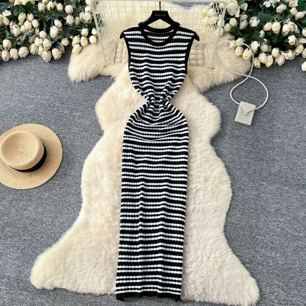Striped V-neck sleeveless knitted dress A1027317832142