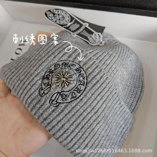 Autumn and Winter Warm Knitted Hat Vintage Emblem Knitted Hat S966587645914-2