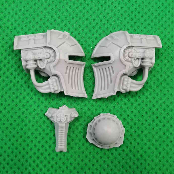 Warlord Titan Weapons: Plasma Annihilators, Laser Blasters and Power Claw bits