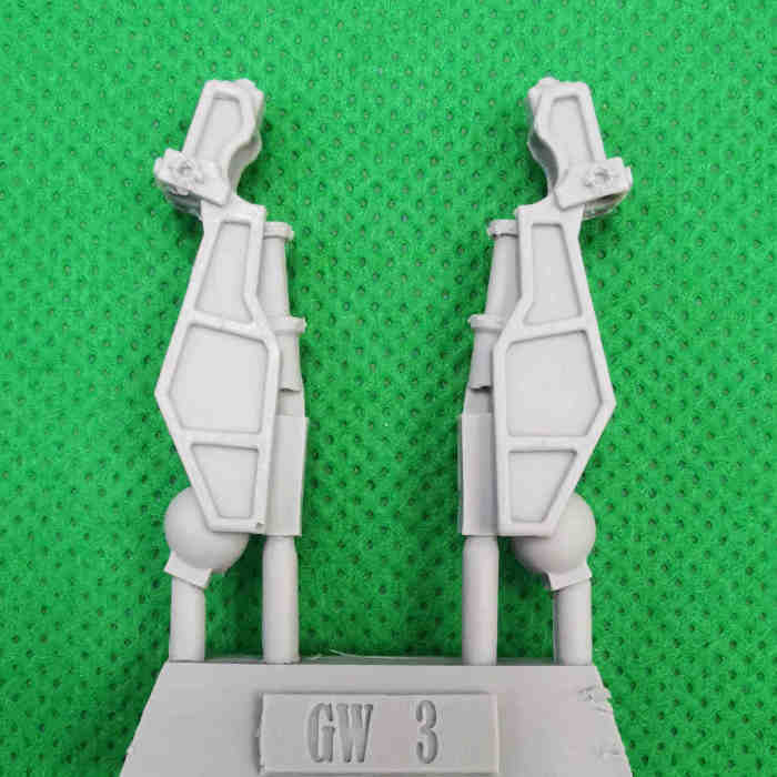 Adeptus Titanicus: Dire Wolf Heavy Scout Titan with Neutron Laser bits