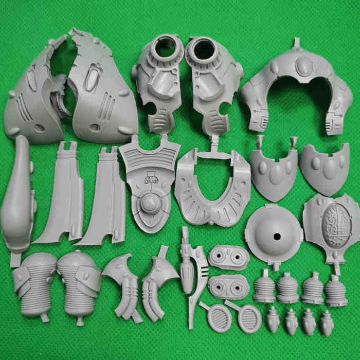 Skathach Wraithknight with Deathshroud Cannon bits