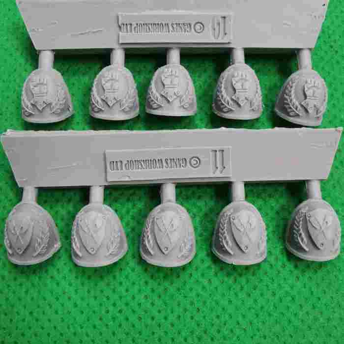 Imperial Fists – Phalanx Warder Squad Upgrade Set bits