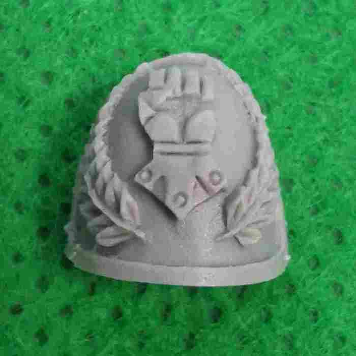 Imperial Fists – Phalanx Warder Squad Upgrade Set bits