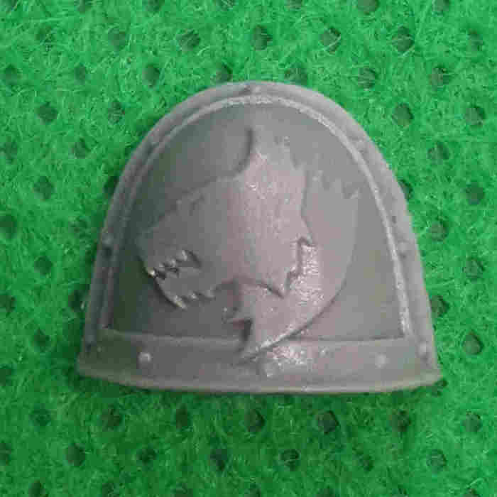 Space Wolves Mk II Shoulder Pads