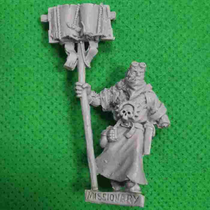Adepta Sororitas Missionary with Chainsword bits