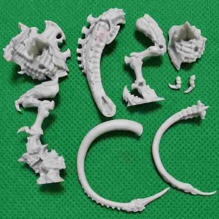 Tyranids Neurolictor bits