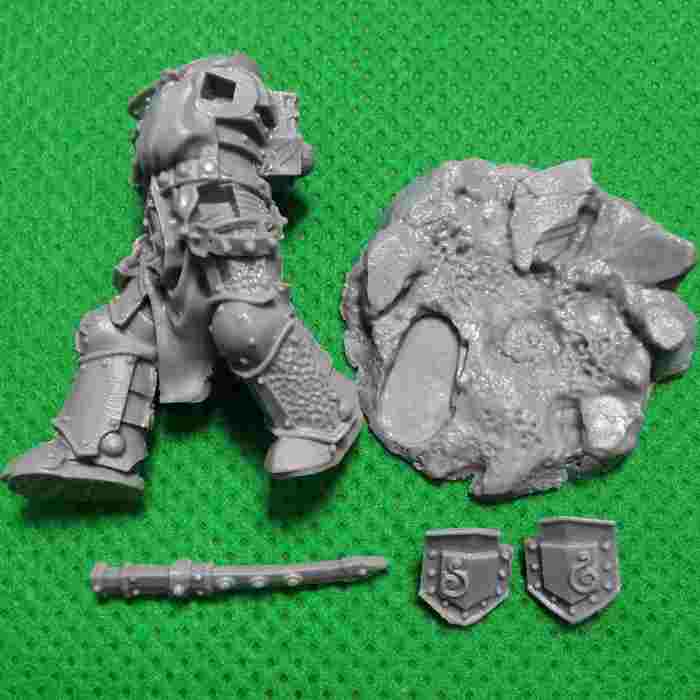 Imperial Fists Legion Praetor bits