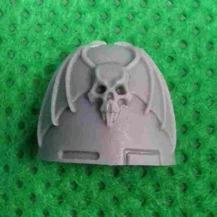 Night Lords MKVI Shoulder Pads