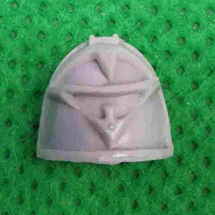Sons Of Horus Legion MkIV Shoulder Pads bits