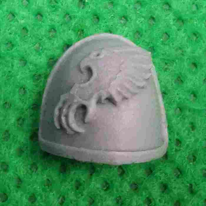 Emperor's Children Legion MKIV Shoulder Pads