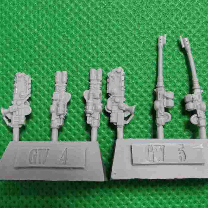 Legions Imperialis: Armiger Knights Helverin & Warglaives Squadron bits