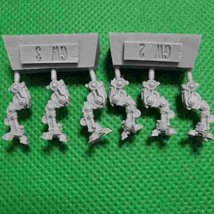 Legions Imperialis: Armiger Knights Helverin & Warglaives Squadron bits