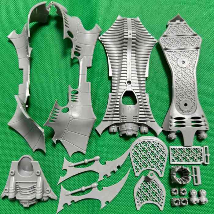 Dark Eldar Raider
