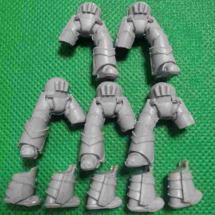 Imperial Fists Cataphractii Terminators with Storm Shields