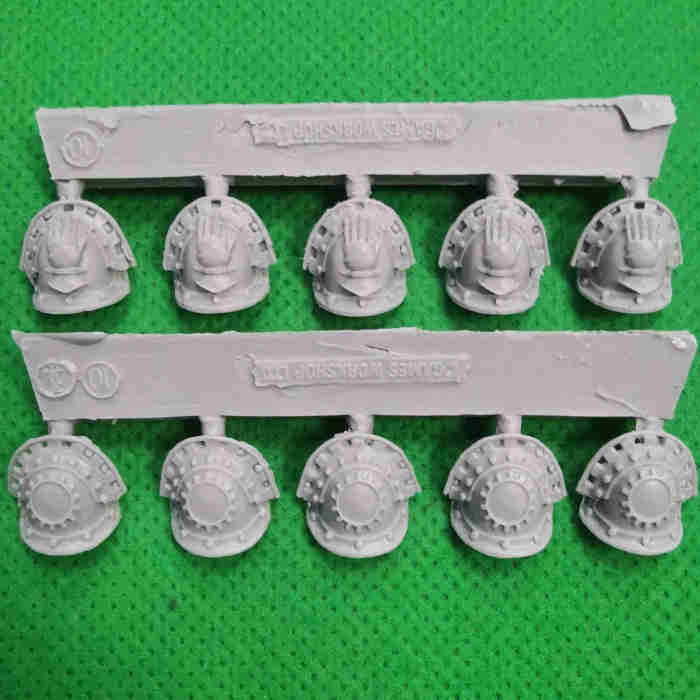 Iron Hands Legion MKIII Squad bits - Shoulder Pads
