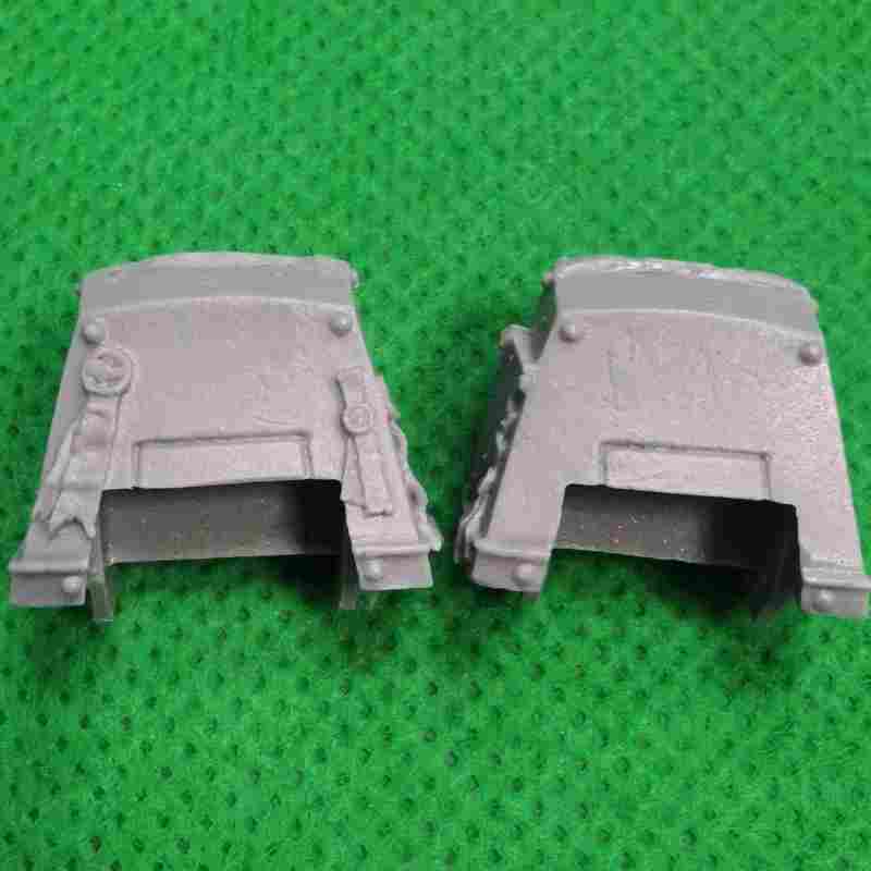 Relic Contemptor Dreadnought Body bits - Should Pad