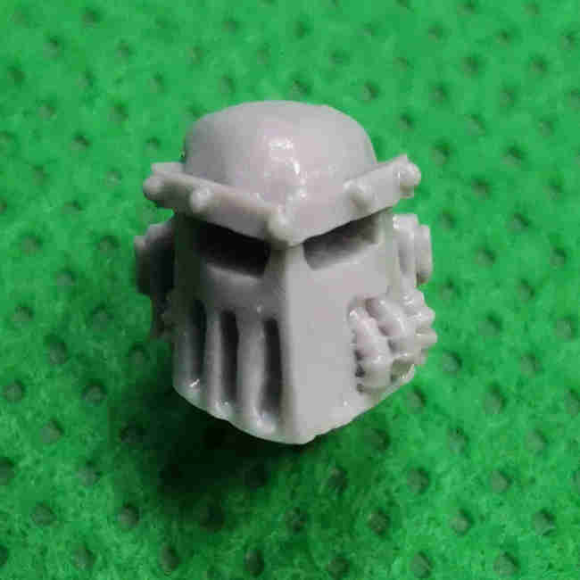 Iron Hands Legion Heads Upgrade Set bits