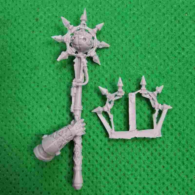 Lorgar Primarch of the Word Bearers bits 