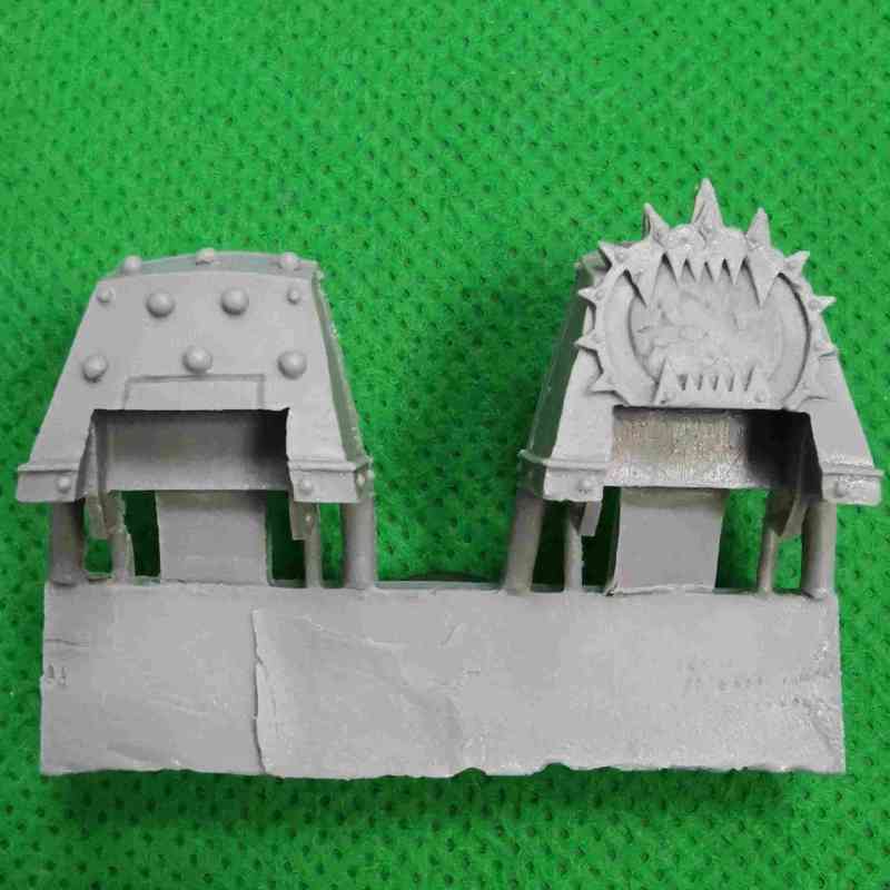 World Eaters Legion Contemptor Dreadnought bits