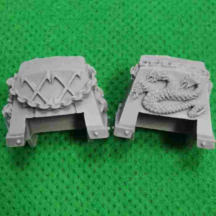 Alpha Legion Contemptor Dreadnought bits