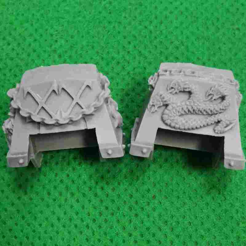 Alpha Legion Contemptor Dreadnought bits