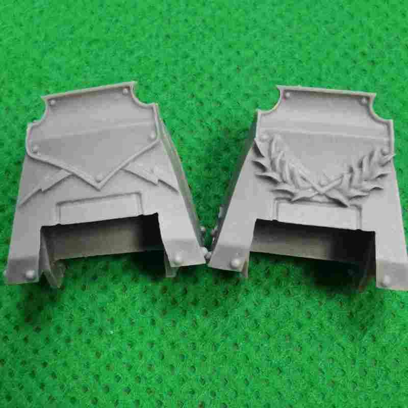 Imperial Fists Contemptor Dreadnought bits