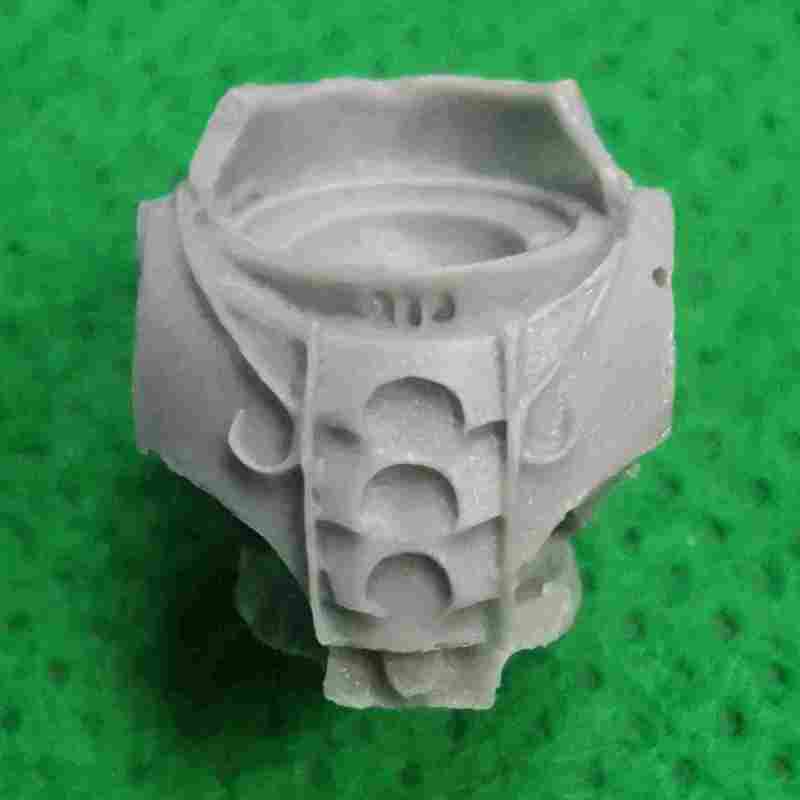 Alpha Legion Mk IV Torsos bits