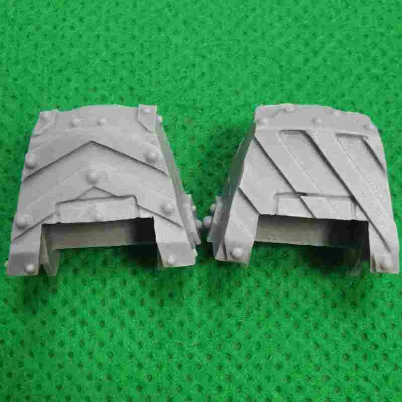 Iron Warriors Legion Contemptor Dreadnought bits