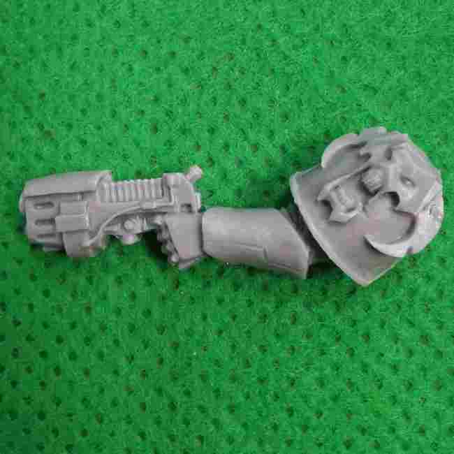 Word Bearers Zardu Layak And Blade Slaves Bodyguard bits