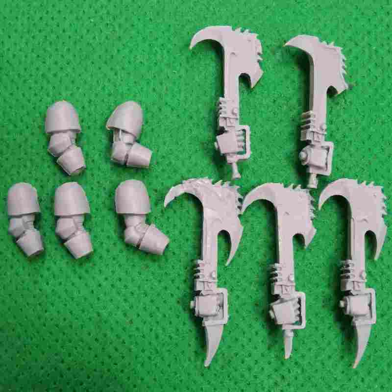 Word Bearers Legion Ashen Circle bits