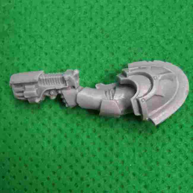 Word Bearers Zardu Layak And Blade Slaves Bodyguard bits