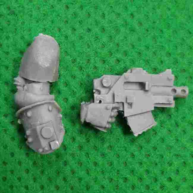 Legion MKIII Techmarine / Techmarine in Mk III Armour bits
