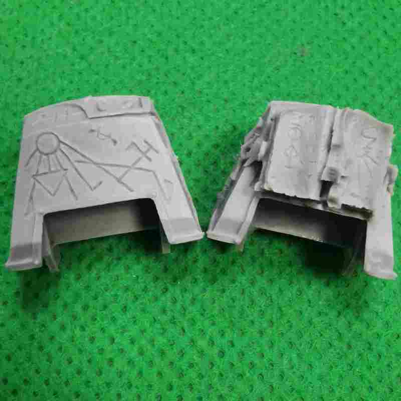 Word Bearers Legion Contemptor Dreadnought bits