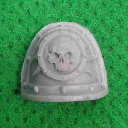Death Guard Legion MKII Shoulder Pads bits