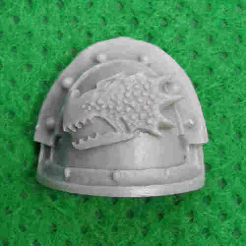 Salamanders Legion MKIII Shoulder Pads bits