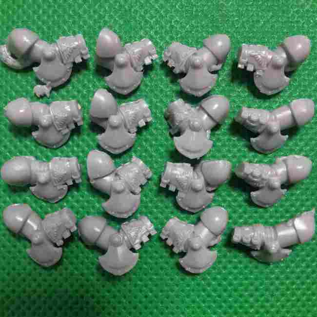 Custodian Guard Squad / Shield-Captain / Vexilus Praetor bits