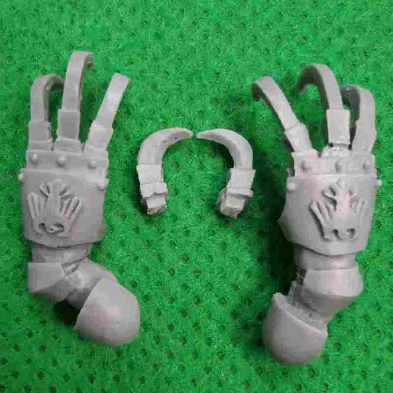 Raven Guard Dark Fury Assault Squad bits