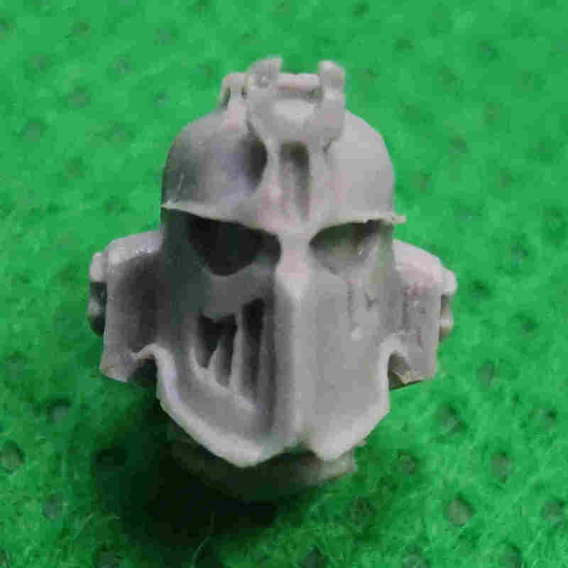 Thousand Sons Achean Pattern Heads bits