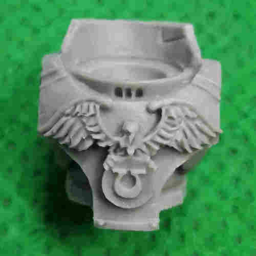 Ultramarines Invictarii Torsos Upgrade Set bits