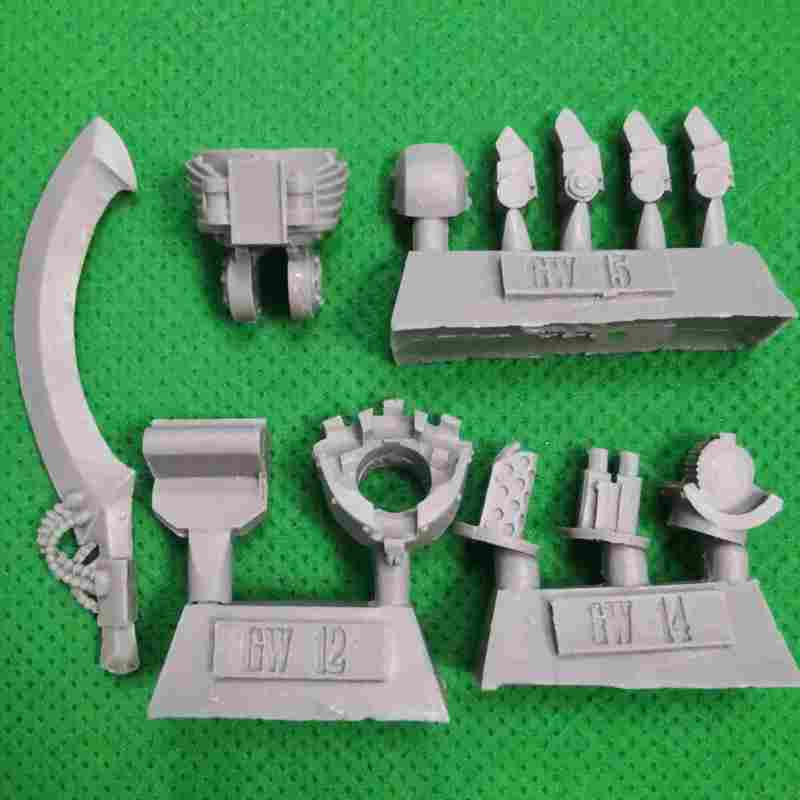 Thousand Sons – Contemptor-Osiron Dreadnoughtt bits