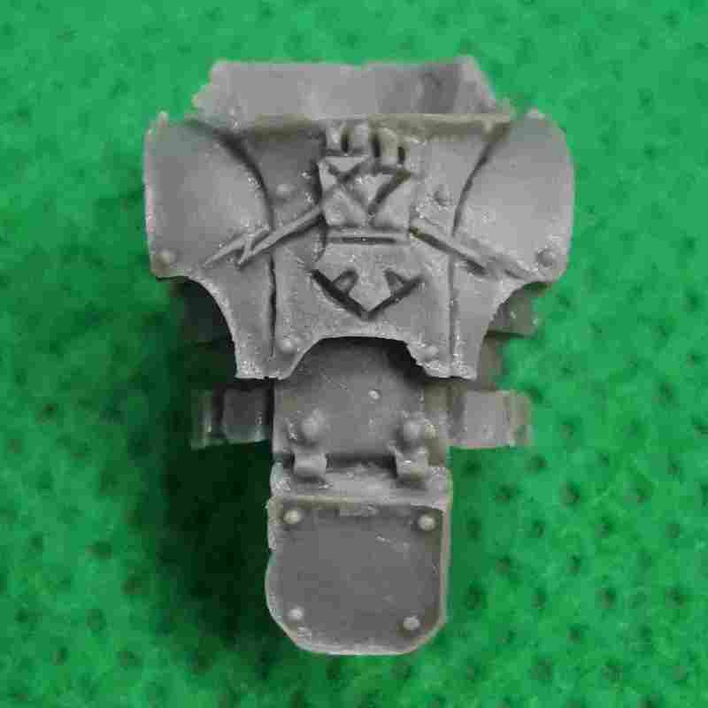 Imperial Fists Legion Upgrade Set - Torsos bits