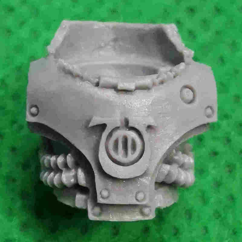 Ultramarines MkIV Praetorian Torsos Upgrade Set bits