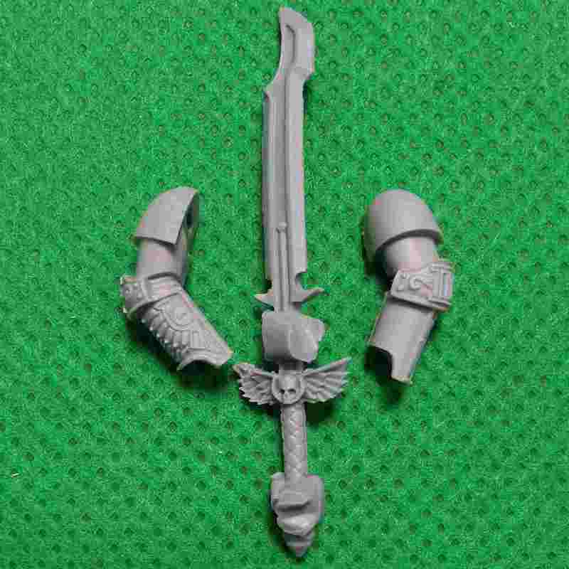 Saul Tarvitz - Captain Of The Emperor'S Children 10th Company bits